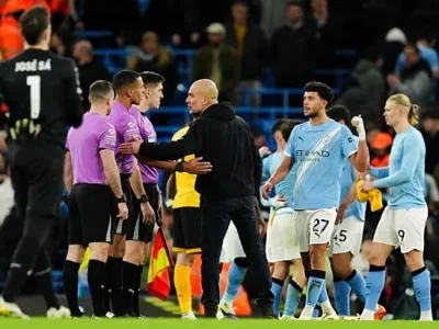 Pep Guardiola ‘nổi điên’ với trọng tài EPL: ‘Mùa trước là tệ nhất 10 năm qua!’