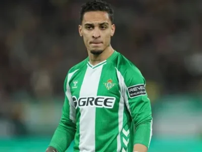 Real Betis vs Feyenoord: Trận đấu định mệnh, mưa bàn thắng hứa hẹn bùng nổ!