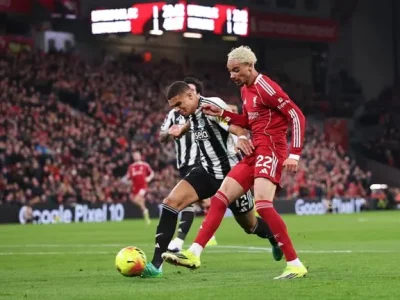 Newcastle vs Brentford: Sân nhà St. James’ Park có cứu nổi ‘Chích chòe’ đang sa sút?