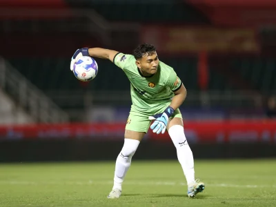 Thanh Hóa ‘cạn’ cầu thủ, thủ môn phải chuẩn bị sẵn áo thi đấu như tiền vệ