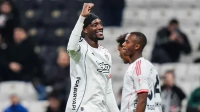 Bom tấn: Tammy Abraham chính thức thuộc về Besiktas, nhưng sắp sang Aston Villa? 1