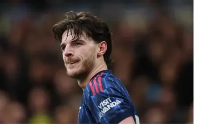 Bruno Fernandes 'chốt' một câu ngắn gọn, Declan Rice nổi da gà sau cột mốc 300 trận Ngoại hạng Anh 1