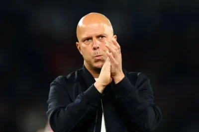 Sốc: Liverpool chính thức quyết định tương lai Arne Slot, Xabi Alonso bị bỏ lỡ 1